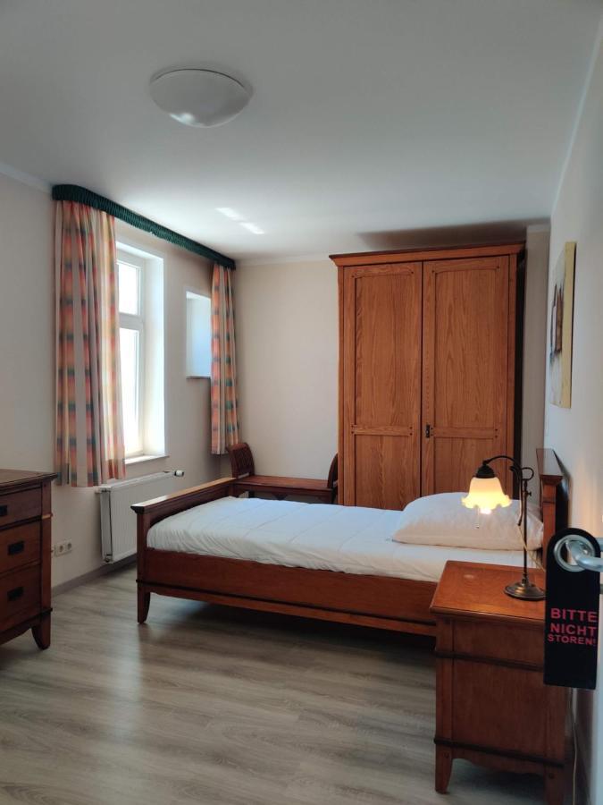 Lg Hotel